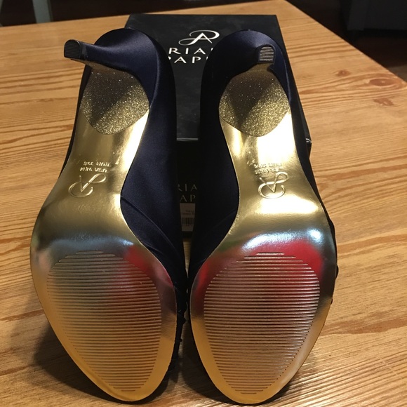 Adrianna Papell- Farrel Peep Toe Pumps- New in Box - Picture 5 of 6